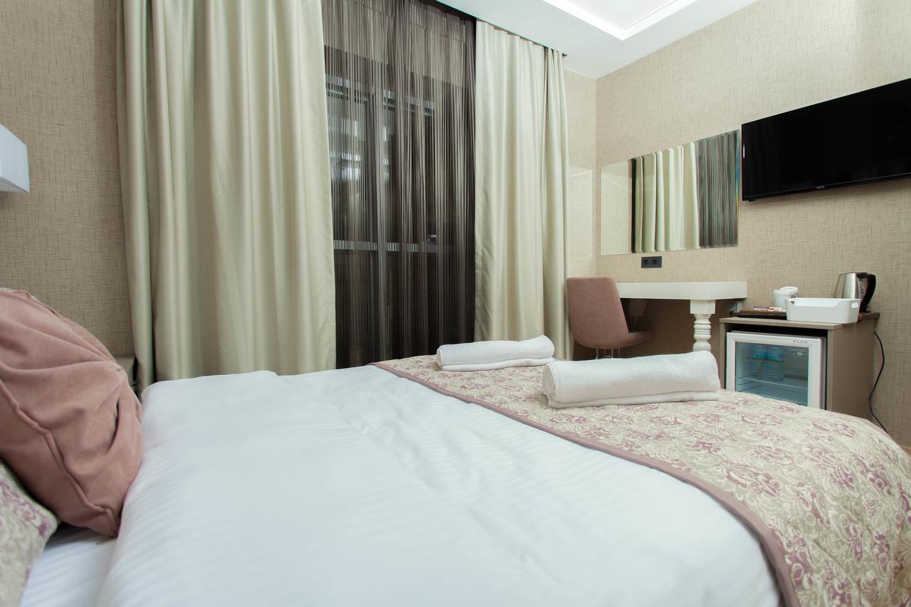 Otel Iz 4*